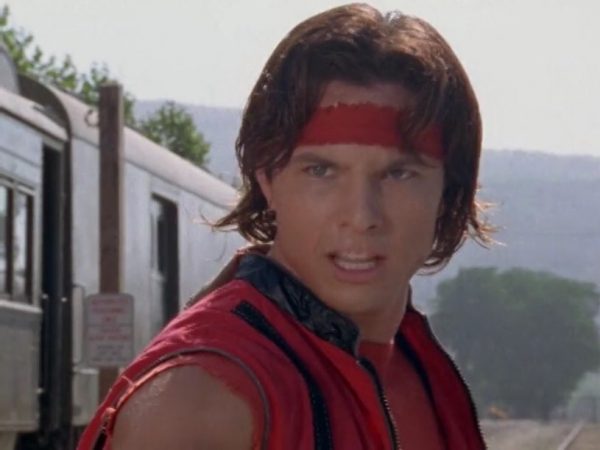 Jayden and Ji BOTH showed up in Super Megaforce. They both were in Samurai. COLE& #39;S ACTOR PLAYED DEKER, WHO WAS JAYDEN& #39;S RIVAL. AND BOTH THEIR POWERS COMBINE FOR THE SAMURAI MEGAZORD COMBINATION. YOU COULD HAVE MADE A CUTE JOKE ACKNOWLEDGING COLE AND DEKER BEING THE SAME ACTOR.
