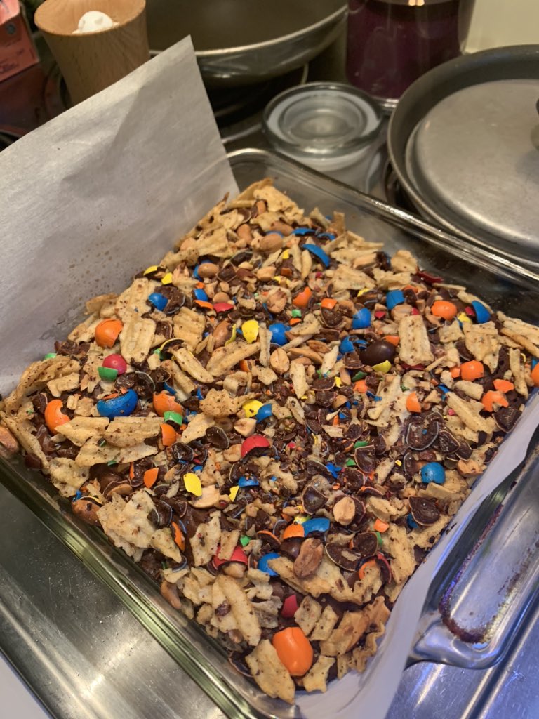 TophersFeet's tweet image. I got stoned and made brownies 👀