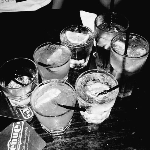 littedirectione's tweet photo. 𝒌𝒊𝒘𝒊 !𝒎𝒑𝒓𝒆𝒈

onde Louis Tomlinson recebe uma mensagem um pouco peculiar em seu celular após 2 meses da noite mais louca de sua vida https://t.co/fj8eqqG7u9