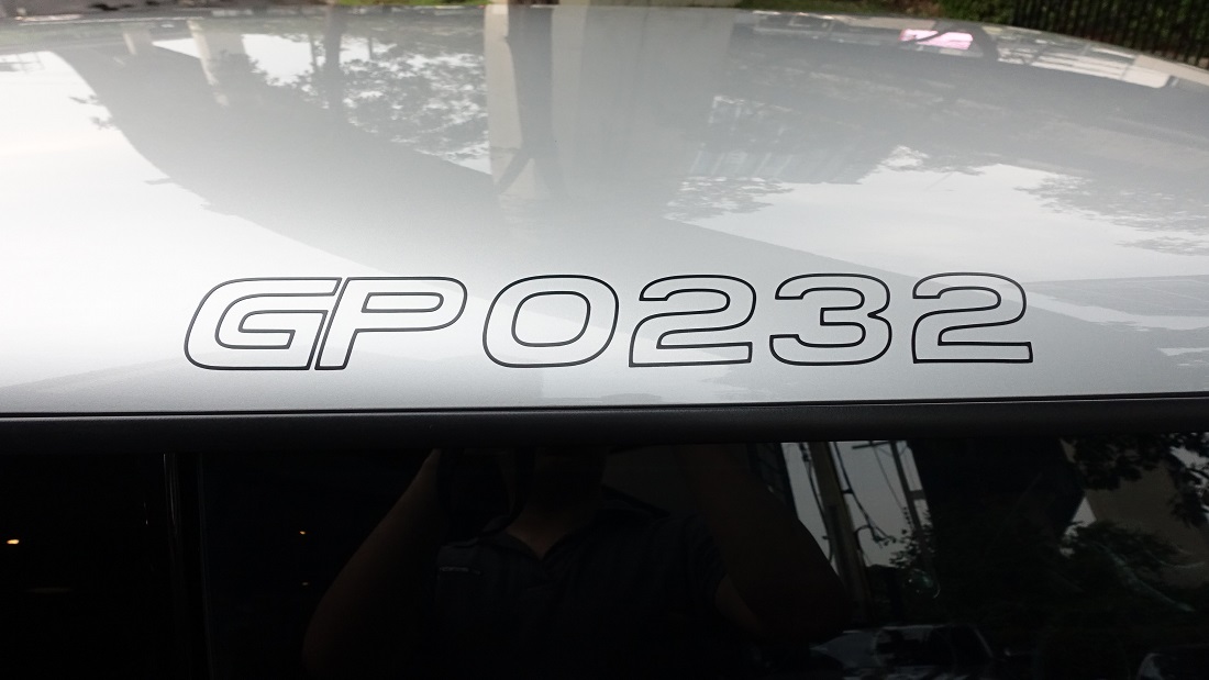 PorscheForSale2's tweet photo. ขาย MINI COOPER S JCW GP (R53) หายาก สภาพดี

++ Rare Item ++
 ราคาเพียง 1.79 MB นักสะสมไม่ควรพลาด

- Gray with Black Interior
- GP0232 Numbered Sticker to roof
- Limited to a production run of 2,000 units
- 54,512 km / MY 2006

Tel 061-559-8911

#miniมือสอง #รถมินิ #มินิคูเปอร์ https://t.co/BRQ1a3Sh5v