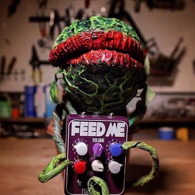 fuzzrocious's tweet image. A few years ago, Ryan from @60cyclehumcast made a demo for FEED ME v1 and built a puppet for the intro. Wow!!! #fuzzrocious #fuzzrociouspedals #60cyclehum #60ch #60cyclehumpodcast #feedme #fuzzrociousfeedme #feedmeseymour #littleshopofhorrors #puppet #puppeteer #cabininthewoods