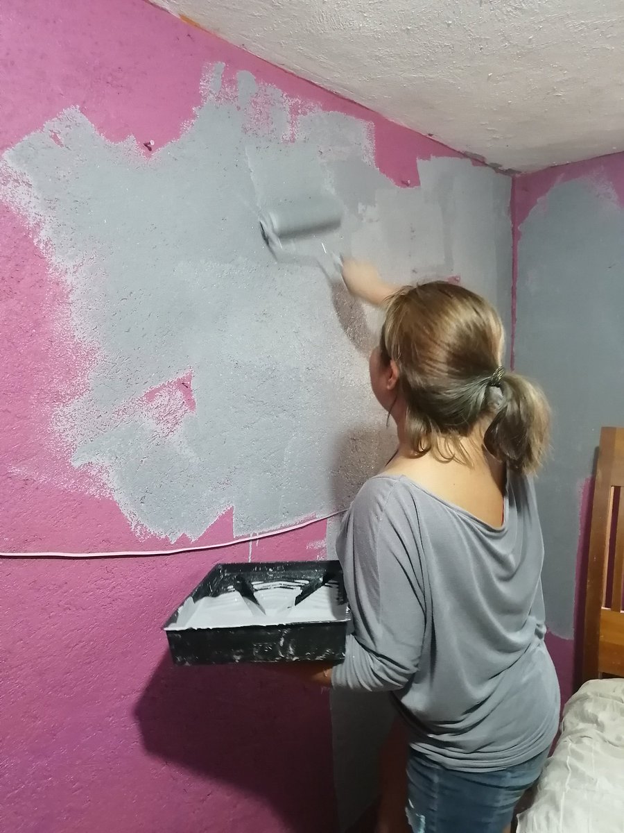 Val_esit's tweet photo. Crisis de la mediana edad, remodelando mi cuarto con @LaTlapamx #HazTalacha #QuédateEnCasa #ConsumeLoNacional https://t.co/kbRBdHaub4