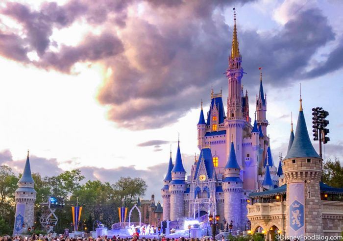 DisneyFoodBlog's tweet photo. Working From Home? Here are TEN Fun Disney Food Blog YouTube Videos to Keep You Entertained! https://t.co/YhlYp16FlQ https://t.co/p0CRM1i8XA