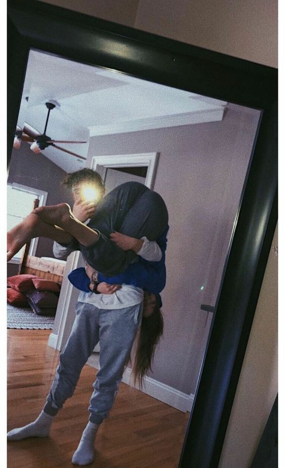 redvalxz's tweet photo. OI TIO/MANINHO anda um pouco sumido em, mas mesmo assim vim aqui te desejar um feliz páscoa e dizer que te amo, pode sempre contar comigo, estarei sempre aqui pra ti 
HAPPY EASTER https://t.co/aCUBAmbdgV