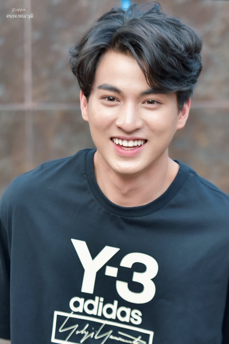 gulf_foto's tweet photo. มอนิ่งเช้าวันจันทร์ค๊าบบบ
#GulfKanawut 
#หวานใจมิวกลัฟ 
#ลูกบอลของคุณบิ๊กกลัฟ 
@gulfkanawut https://t.co/L3KRqlE9JO
