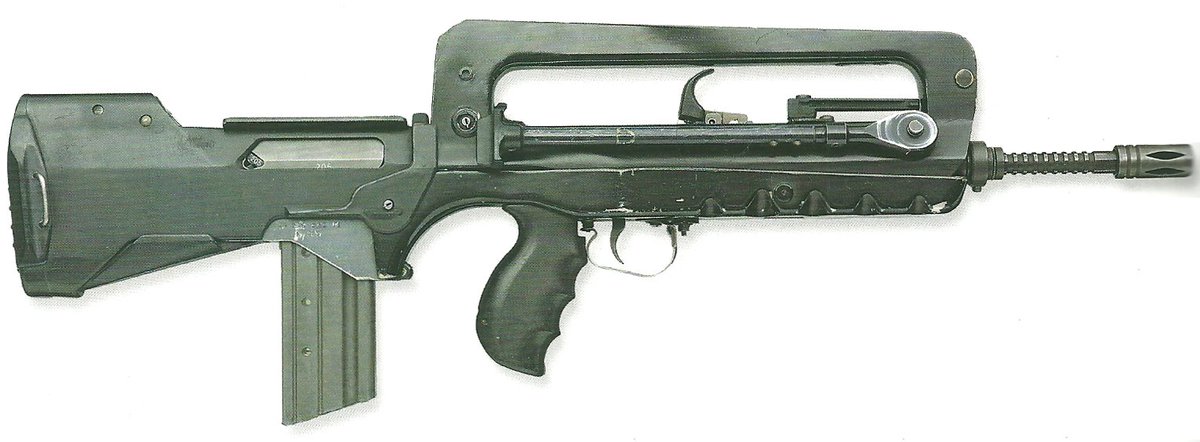 2. The French Army has always been on some stupid Halo shit since the 11th century, never once having a weapon that doesnt look like some sci-fi garbage. the FAMAS is so hideous that it hurts to look at. (You're gonna see a lot of bullpups)