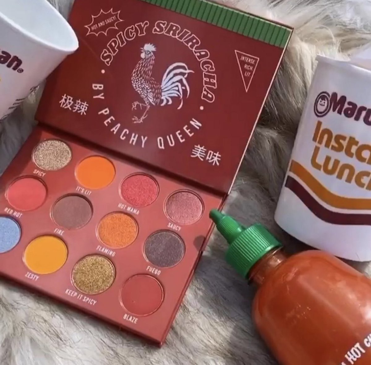 Trendmood's tweet photo. Available Now! 🚨 LINK ▶️ https://t.co/oerw2P5npt online #shoppeachyqueen *use code: TRENDMOOD 15% off NEW #EyeshadowPalette The #SpicySriracha !!! 🌶🔥 by @Peachyqueengirl 😍 Includes 12 shades, pressed glitters, mattes &amp; shimmers to keep it spicy. $29.99 https://t.co/tzeNR7pGZ3
