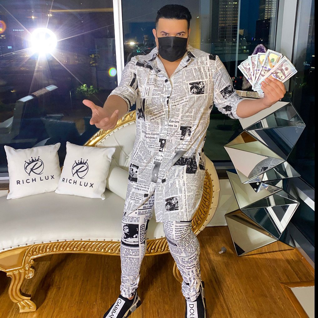 $500 giveaway on my Instagram sponsored by <a href="/manscaped/">MANSCAPED</a> #ad