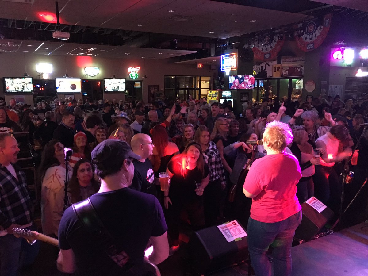 ShenanigansSF's tweet photo. Damn we miss this. https://t.co/sQRnj46mAB