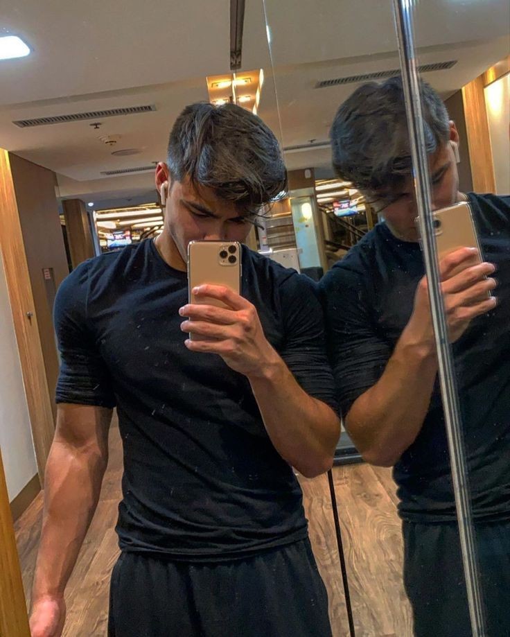 mirror;