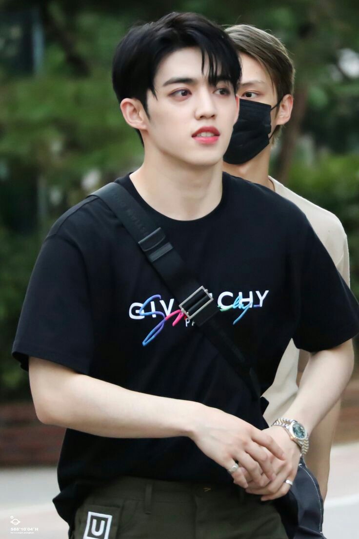 cheol  @pledis_17  #SEVENTEEN