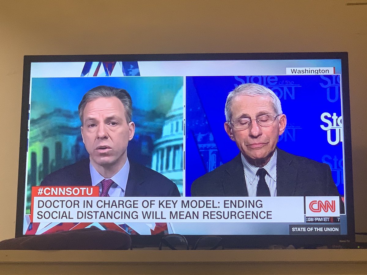 NathalieCely's tweet image. help @CNN please translate Dr.Fauci to spanish and transmit through @CNNEE #cienciasobrepolítica #vidaprimero #CoronavirusenCoronavirus #EEUUcase “it is very complicated @jaketapper” #CoronavirusPandemic #coronavirus