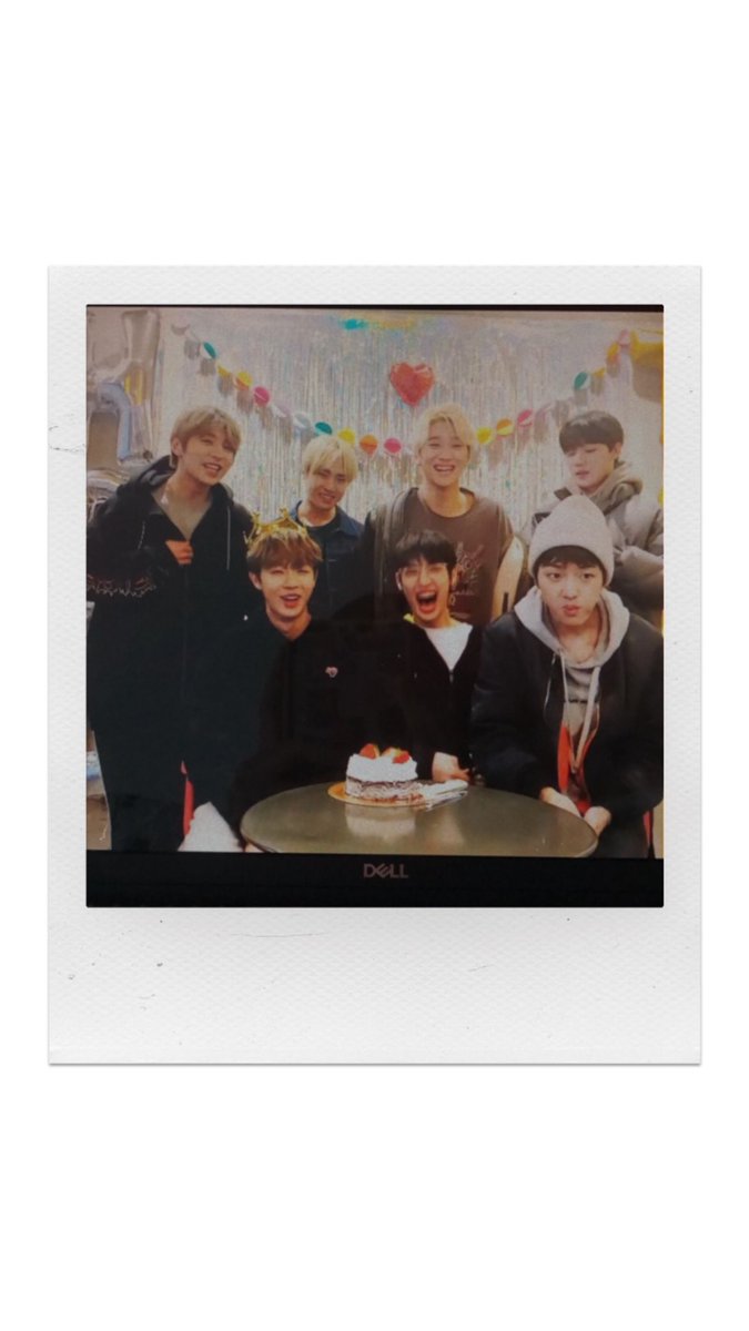 mochigolcha's tweet photo. happy birthday to our amazing rapper!!
youngtaek eat a lot today!!! thank you for your hard work always and we’re looking forward to see what kind of performances you’ll give in the future!!
goldenness love you 💖🌟

꒰ #HAPPY_TAG_DAY #영원한_비주얼킹_영���그의_생일축하해😍 ꒱ https://t.co/n1lI6my4g9