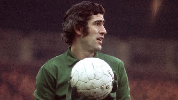 'Peter Bonetti was one of the outstanding post-war goalkeepers.  Chelsea's 'cat' with brilliant athleticism and flamboyance.'

<a href="/philmcnulty/">Phil McNulty</a> pays tribute to the late Peter Bonetti: bbc.in/2V3v9pZ