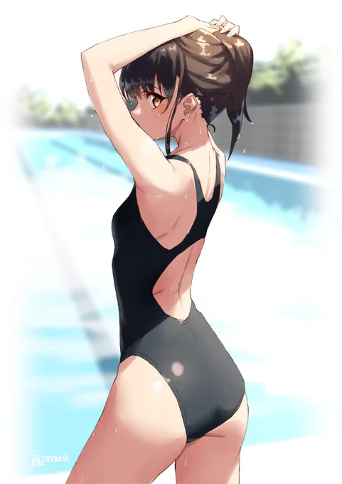 競泳女子の背中がすき 