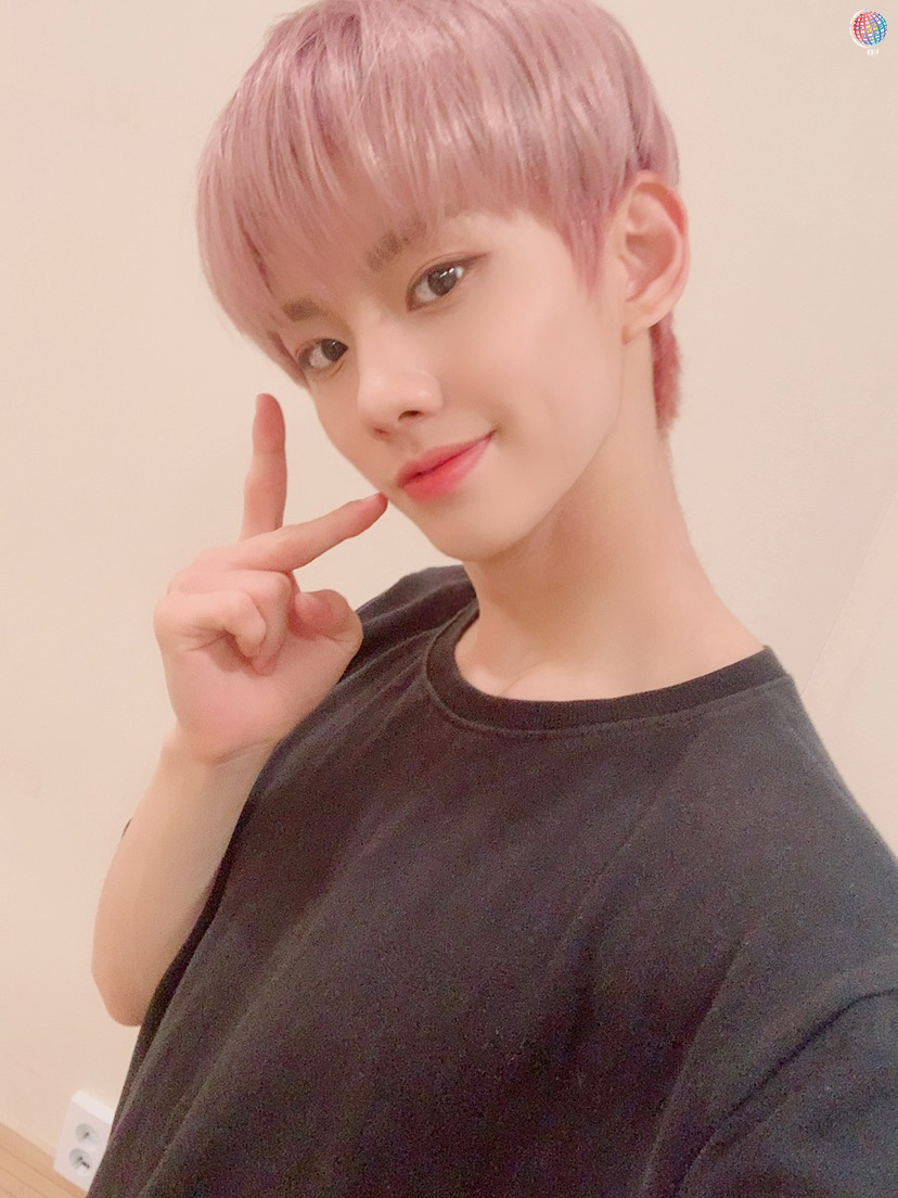월요병엔 역시 꽃미모 #윈 처방전이 최고죠~👍🌸

#MCND #WIN
#SCHOOL_AGE #떠 #Spring