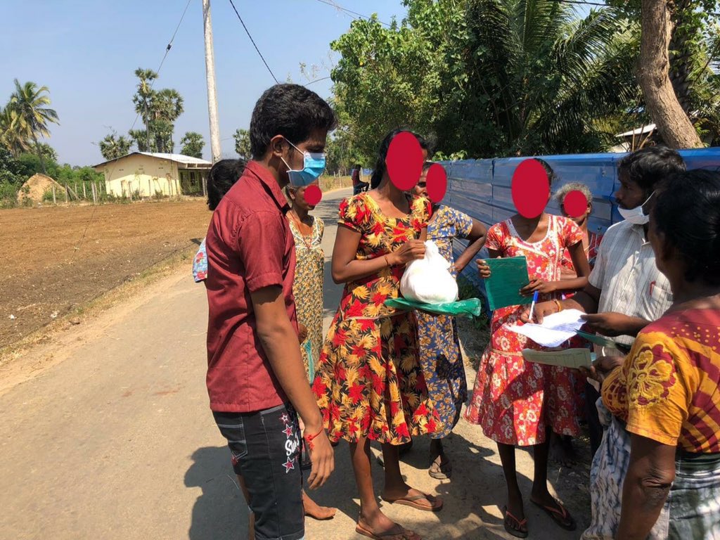 KALIARULAR_EROS's tweet photo. In Memory Of #ARULAR #EROS Founder. The #ARULARFoundation Teamed With #IBCTamil @ibctamilmedia To Distribute #FoodRelief To #Tamil #Tamils In #JaffnaDistrict #Jaffna During Curfew #Covid19 #Covid_19 Lockdown. Distribution Started 6-4-2020 #Nutrion To Fight Deadly #CoronaVirus. https://t.co/0IldYEal5k