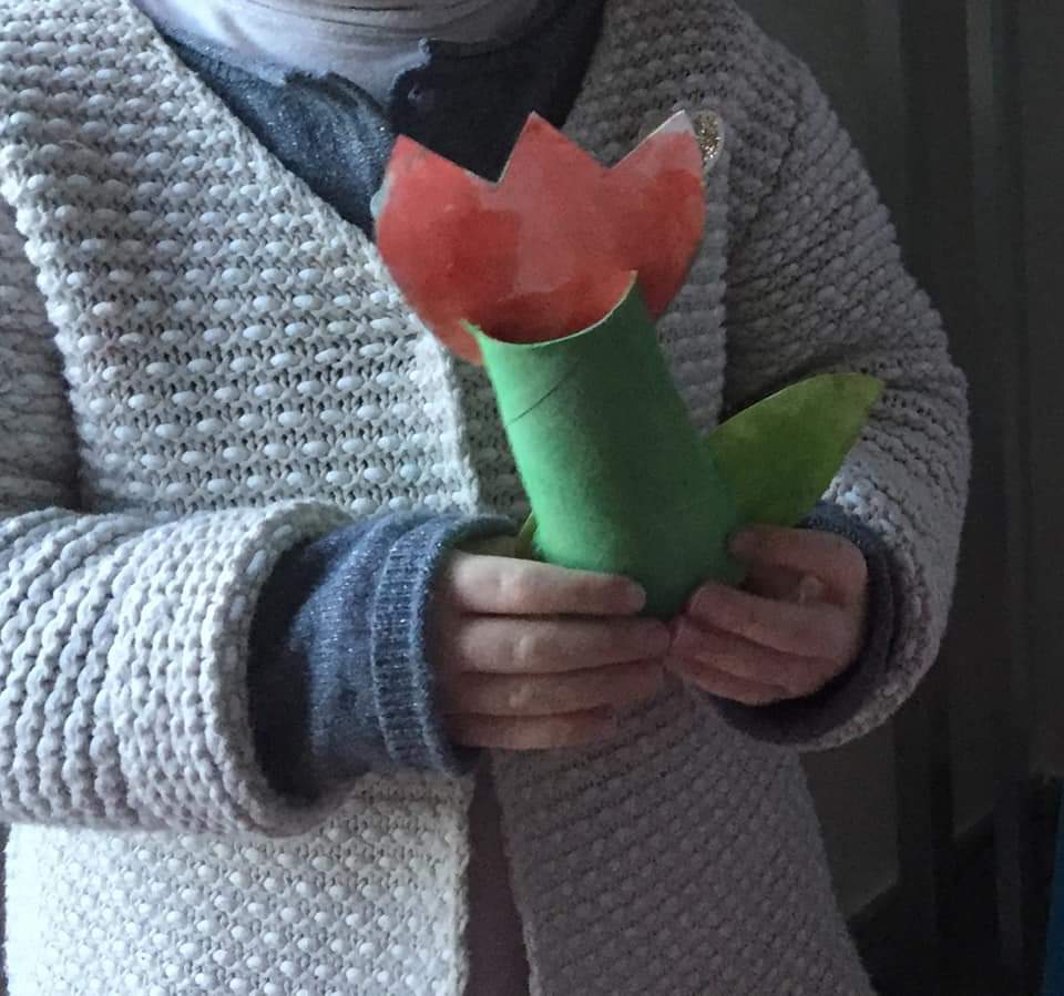 EcoleSJBBsx's tweet photo. Les abeilles des #TpsPsMs de l'@EcoleSJBBsx butineront-elles ces jolies fleurs ? #biodiversité #printemps
@ECLILLE @EnsCatho @DiocesedeLille @EducationFrance @aclille @Eduscol @Eco_Ecole https://t.co/ylX9V7WZOF