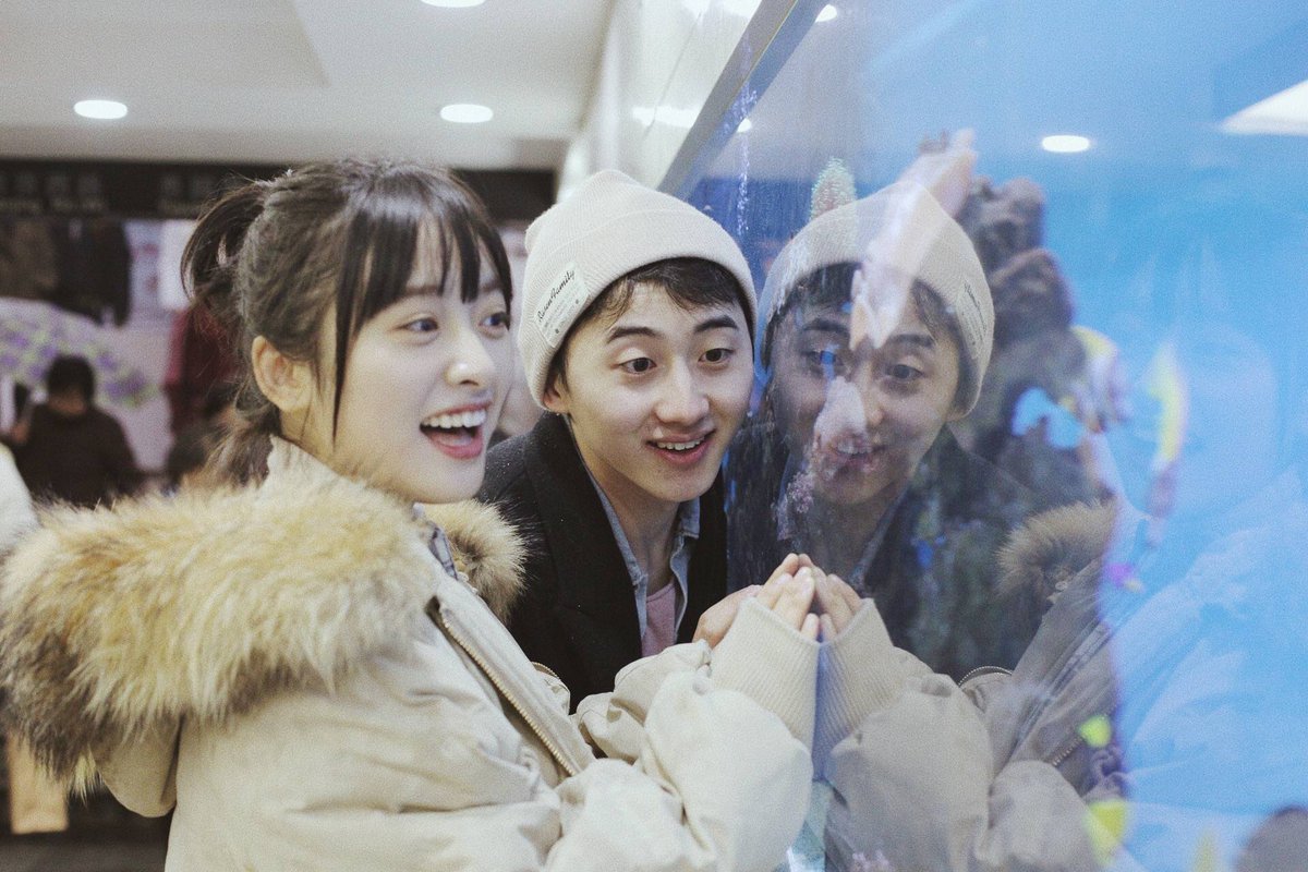 dailyshen's tweet photo. ⛅ appreciation post for Shen Yue and Sunning’s friendship! just like their characters, which are both crackhead, these two established a strong and amazing bond during ALSB, and they kept this beautiful relationship up until now. — friendship goals indeed!

#沈月 #ShenYue https://t.co/EhS894hxqE