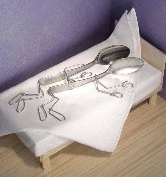 RoyalWren's tweet photo. @DocDochertyWE hoping you have arrived safely, we are already missing you incredibly but know that there’ll be plenty of fun to be had on your return. Saw these &amp; thought of you #MyTiff #LoveSpoons #GrowingOld #BentObjects 💋⚓️😘 https://t.co/f1jEcUHtY0