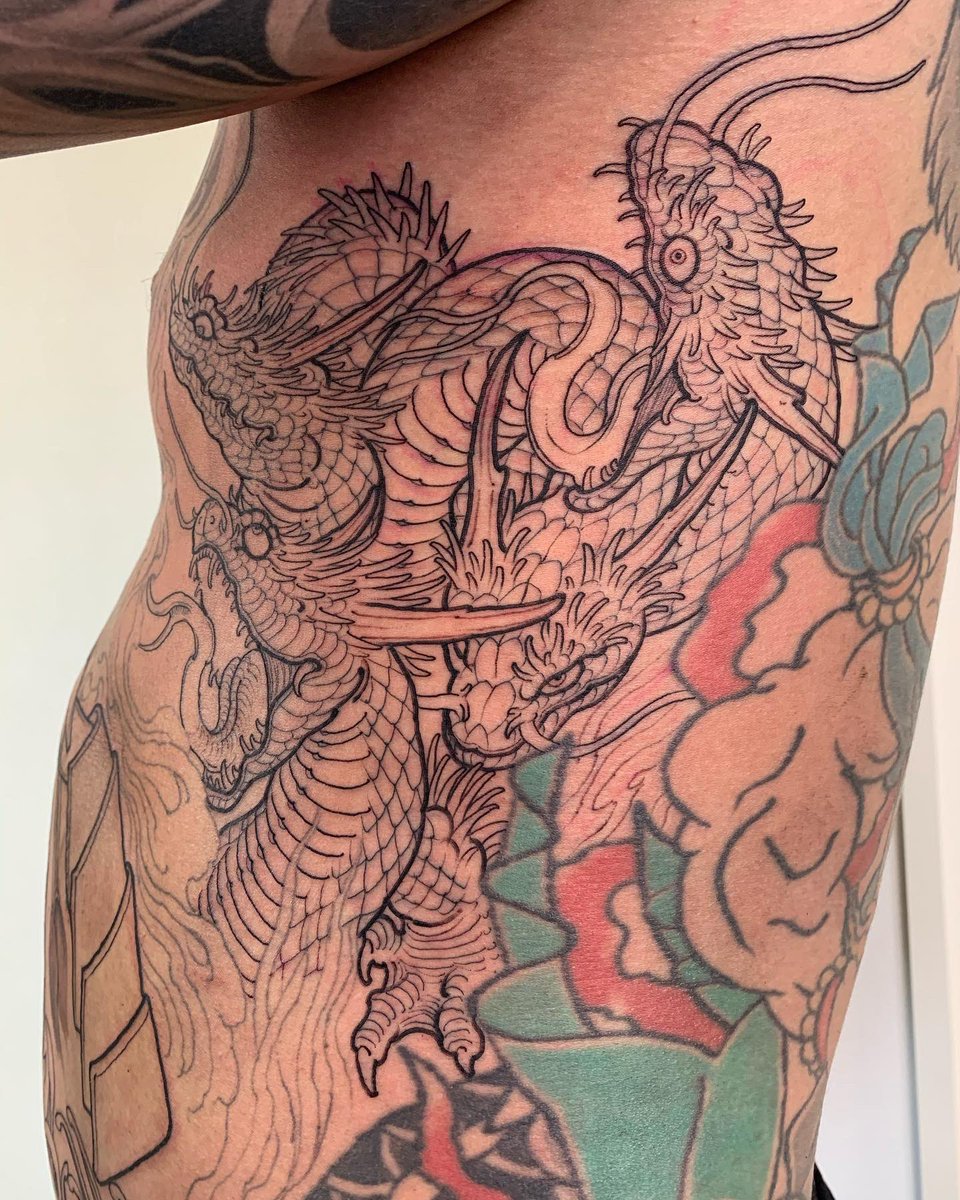 Slf Manabu 彫師 信州まなぶ 八岐大蛇 ヤマタノオロチ とりあえず4つ首