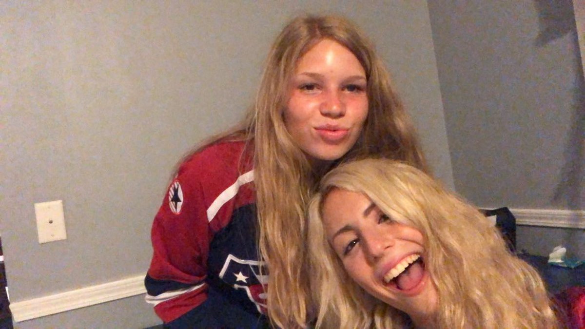 Happy Birthday Elena! I hope it was the best one yet!😁💕