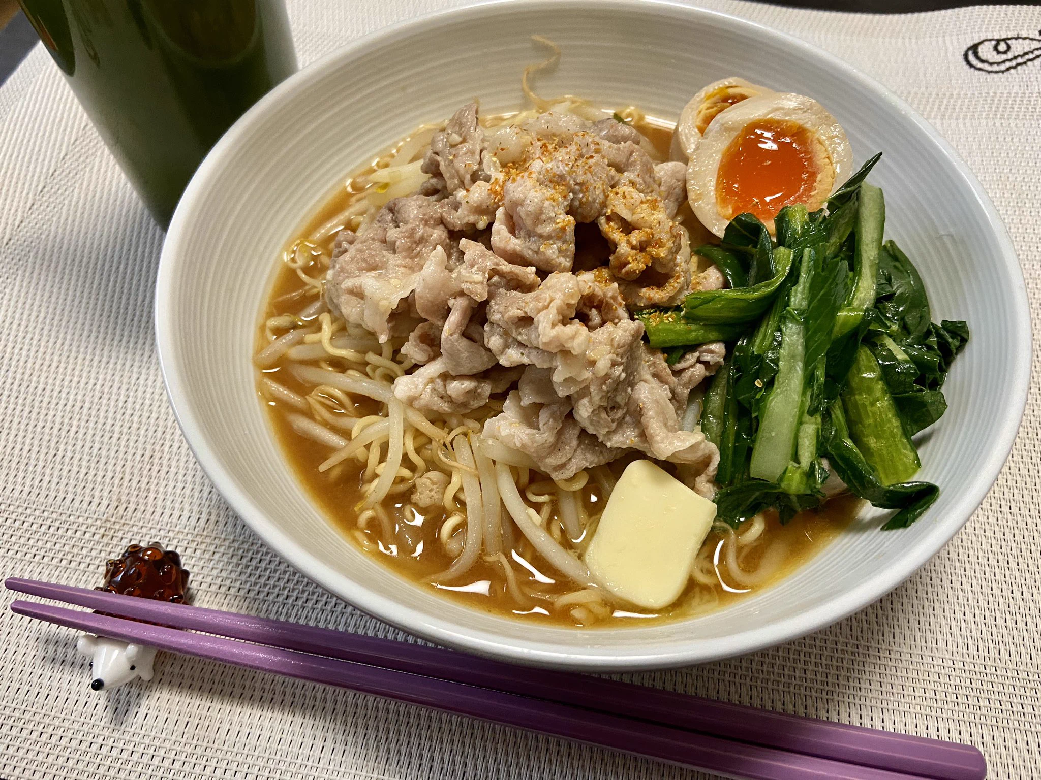 作りましたー！！
(違うとこのインスタントラーメンだけど)
味噌バターうまーヽ(´▽`)ﾉ
もやしシャキシャキうまーヽ(´▽`)ﾉ  