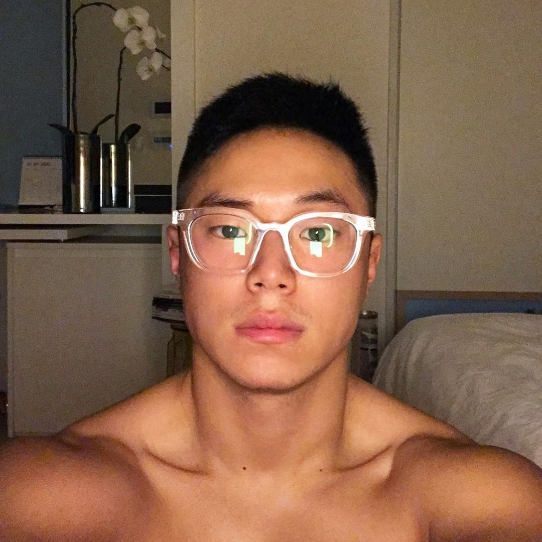 AkoSiPabloCruz's tweet photo. The power of thicc asian men. 🙏🏼 https://t.co/XnBiL3qF9B