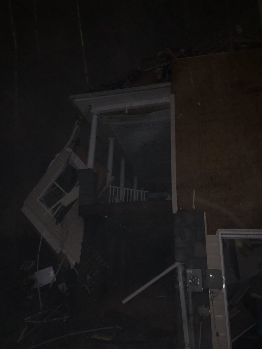 HughesRosana's tweet photo. These are photos from a friend who lives in the Standifer Gap Road area. https://t.co/Jak8OwnCIY