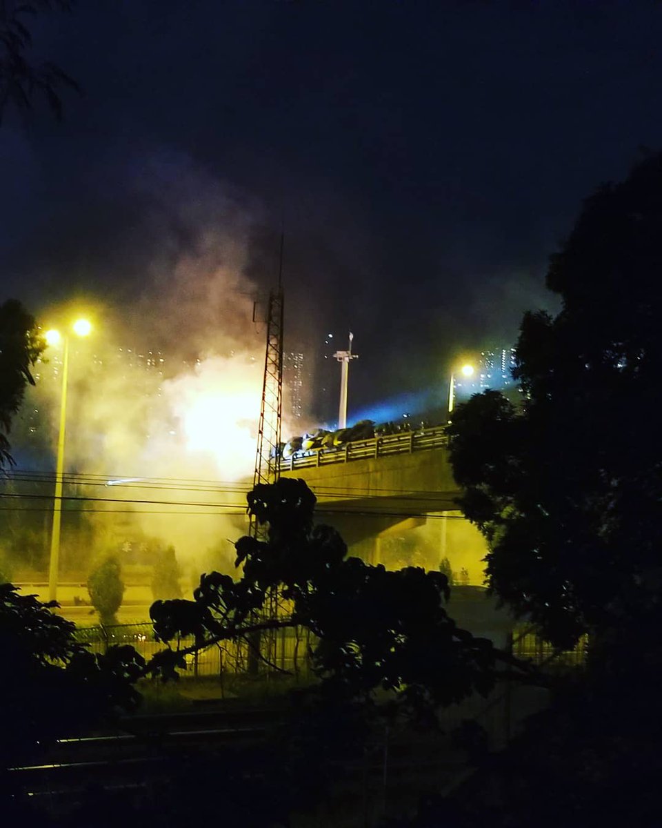 ThePeopleHK's tweet photo. Still remember? 
5 months before in CUHK. 
The night we all can't sleep. 

#CUHK #二號橋 https://t.co/tV8FIyMsX8