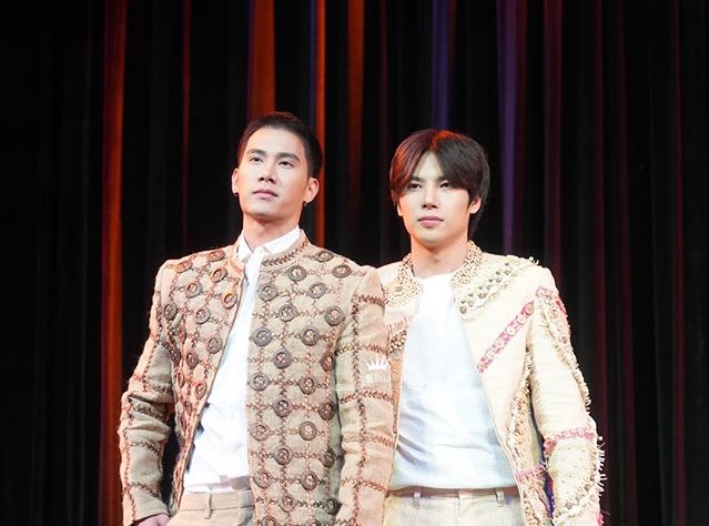 BLhoez's tweet photo. remember when the cast of together with me series wore the Philippines traditional clothing
ctto
#maxtul #togetherwithme
#togetherwithmetheseries #altogetherinmanila https://t.co/OznEs8VrA9