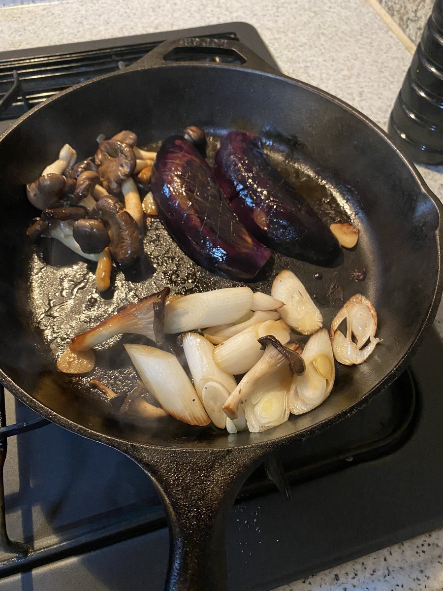 野口健 鶏肉は網焼き 野菜はフライパンで さてさて どうなるかな 野口健 鶏肉は網焼き 野菜はフライパンで さてさて どうなるかな