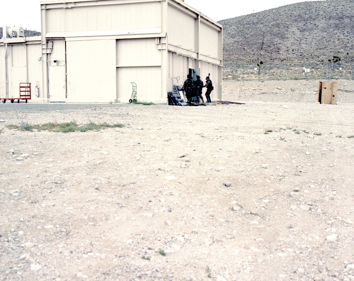 Casillic's tweet image. Looks like the tape worked. Blew the door lock and they’re in. Hot wire the gov truck and load it up...