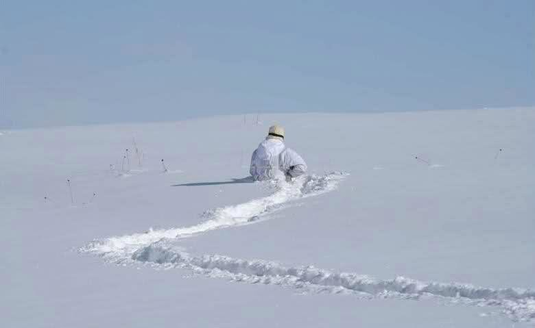 2So Sh Shyam Saran had written a book that had once again started a cacophony of opinions on demilitarization of  #Siachen!Let me do my own bit by laying here some facts about the world's highest and the most challenging battlefield.