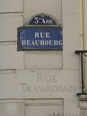 10)Mais la répression est rapide et sévère. Or le 14 avril, un officier d’infanterie se prend une balle à la hauteur de la rue Transnonain