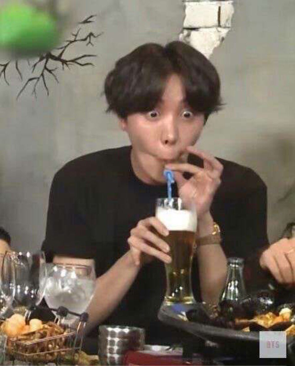 [recreating an old twt bc I’m bored asf hjsjdjsns if ur an OG then u knew I made this thread during the summer of 2019] Enjoy ;)