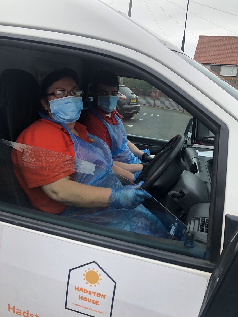 ScottDickinson0's tweet photo. What a little #keyworker bunch they've been over Easter. Delivering over 350 hot meals to vulnerable people in #Amble #Warkworth #Ulgham #Hadston #Broomhill #Widdrington #RedRow #Hauxley #Acklington they are brilliant people ๐งก enjoyed being on the rounds on Saturday @benjaminoc https://t.co/iHEq45YM1f
