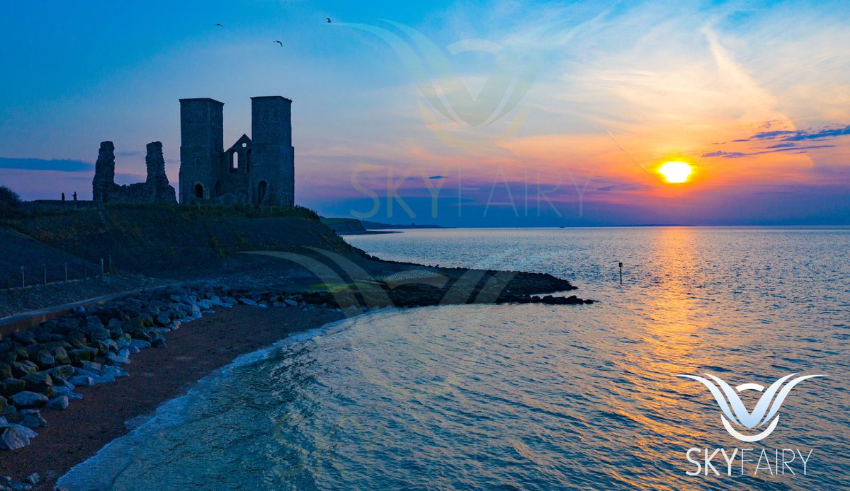 SiWelsh2's tweet image. Easter Sunday Sunset . Goose up flying at Reculver Towers . Over the past three years SkyFairy have been blessed of flying here at both sunrise &amp;amp; sunset . So to be honest we have done every plausible shot . But sometimes the skies give you something special. #reculvertowers