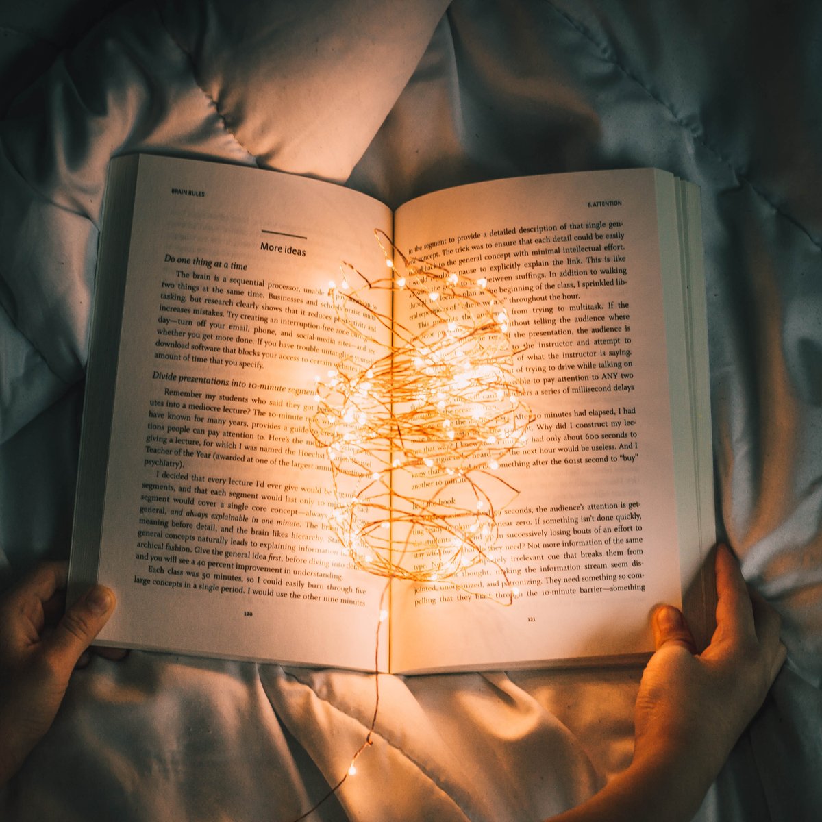 InvisalignKSA's tweet photo. الأشياء التي تجعلك تبتسمين

٤. الكثير والكثير من العناية بالنفس. 🥰
Things that make us smile:

4. Lots and lots of self-care.🥰 
… 
#Invisalign #Invisalignsmile #teeth #teethgoals #smilegoals #progress #change #madetomove #newyear #newyearnewme #newyeargoals https://t.co/ebxHROC6F4