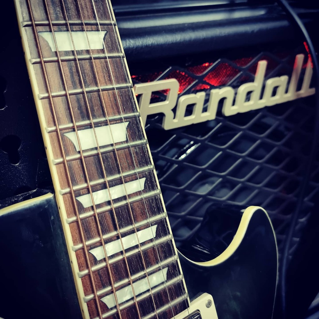 Scarebear's tweet photo. Time. To. Rock.
#lespaul #randallamplifiers #epiphone #guitar #sharingiscaring https://t.co/zQVj5ZMEJ1 https://t.co/NzUvnD2GI0