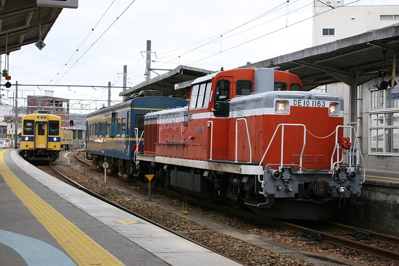 たか A Twitter ４月１３日撮影分 ２００６年だけど マヤ検 福塩線 府中 三次