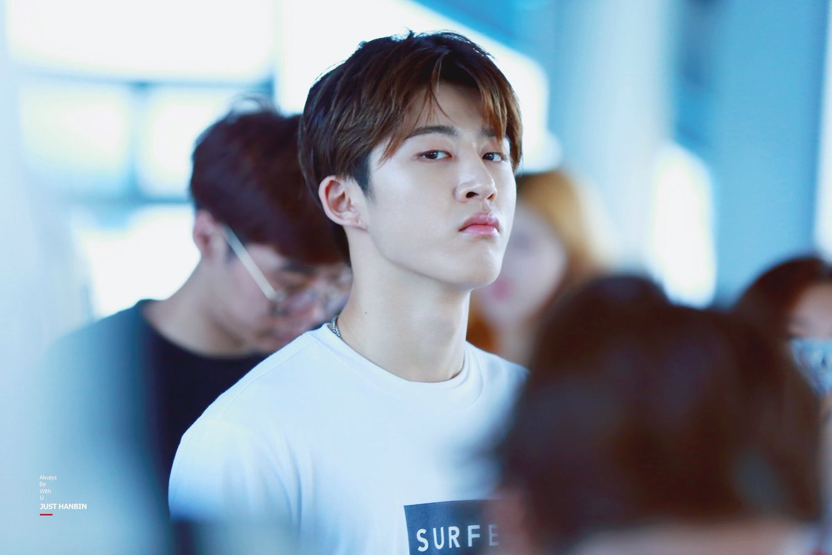 hourlyhanbin's tweet photo. https://t.co/4KUQNIp10o