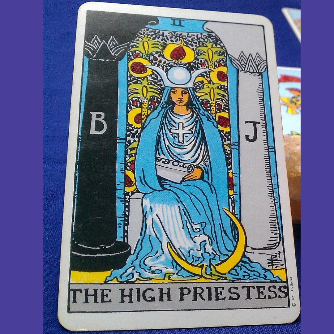 верховная жрица (карта таро). жрица луны таро. жрица таро сочетание. аркан жрица таро. жрица таро будущее отношений.