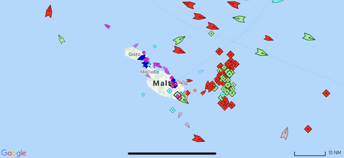 Malta und Italien behaupten, keine sicheren Häfen mehr zu haben und alle Menschen in Seenot jetzt sterben lassen zu müssen. Dutzende andere Schiffe fahren auf Malta momentan ein und aus, als wäre nichts. Und meine Wut steigt. Wo bleibt der Aufschrei, @HeikoMaas? #LeaveNoOneBehind