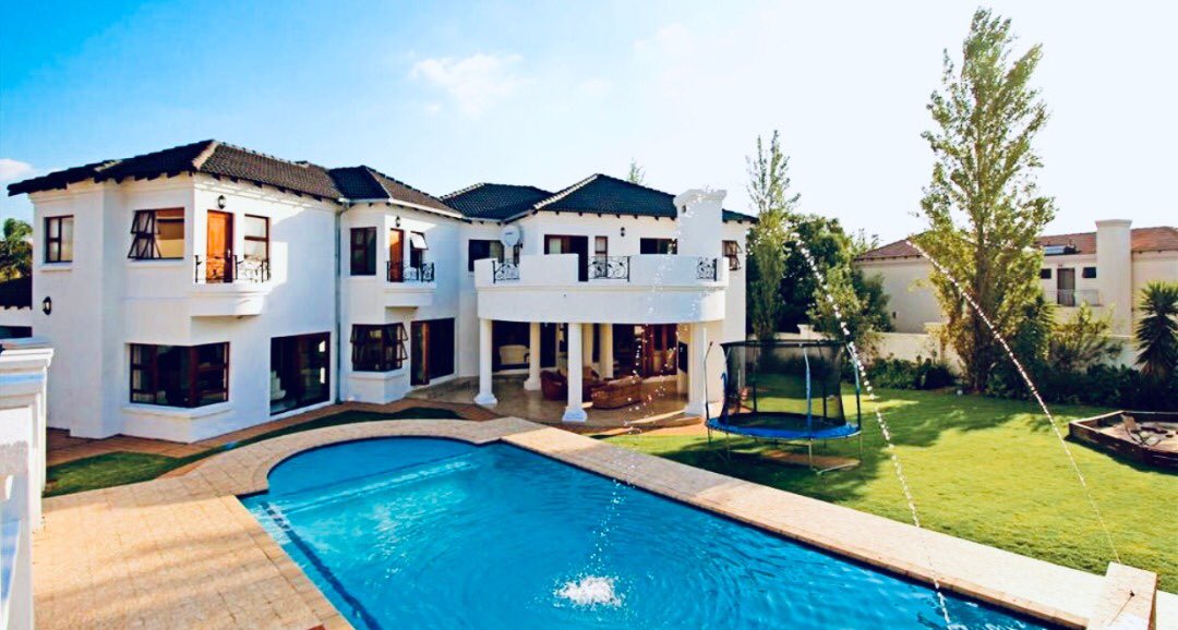  https://fourwaysproperties.kwsouthafrica.co.za/g/3df5984d60054dc793404b98fc925437/Property/Details?id=162005