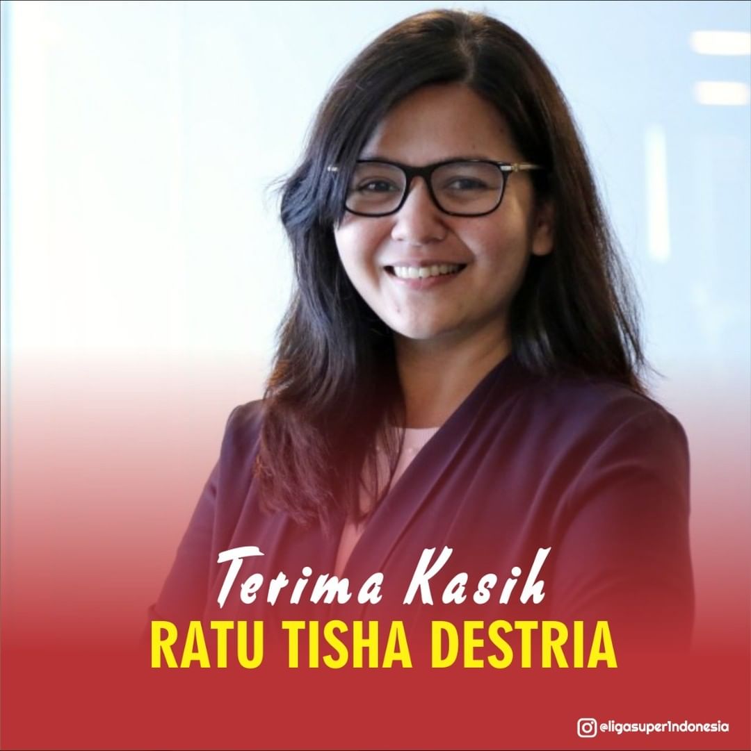 "Hati saya kalau dibelah isinya hanya sepakbola, i have loved you for a thousand years, and i will love you for a thousand more. Because we love football" 💕

-Ratu Tisha