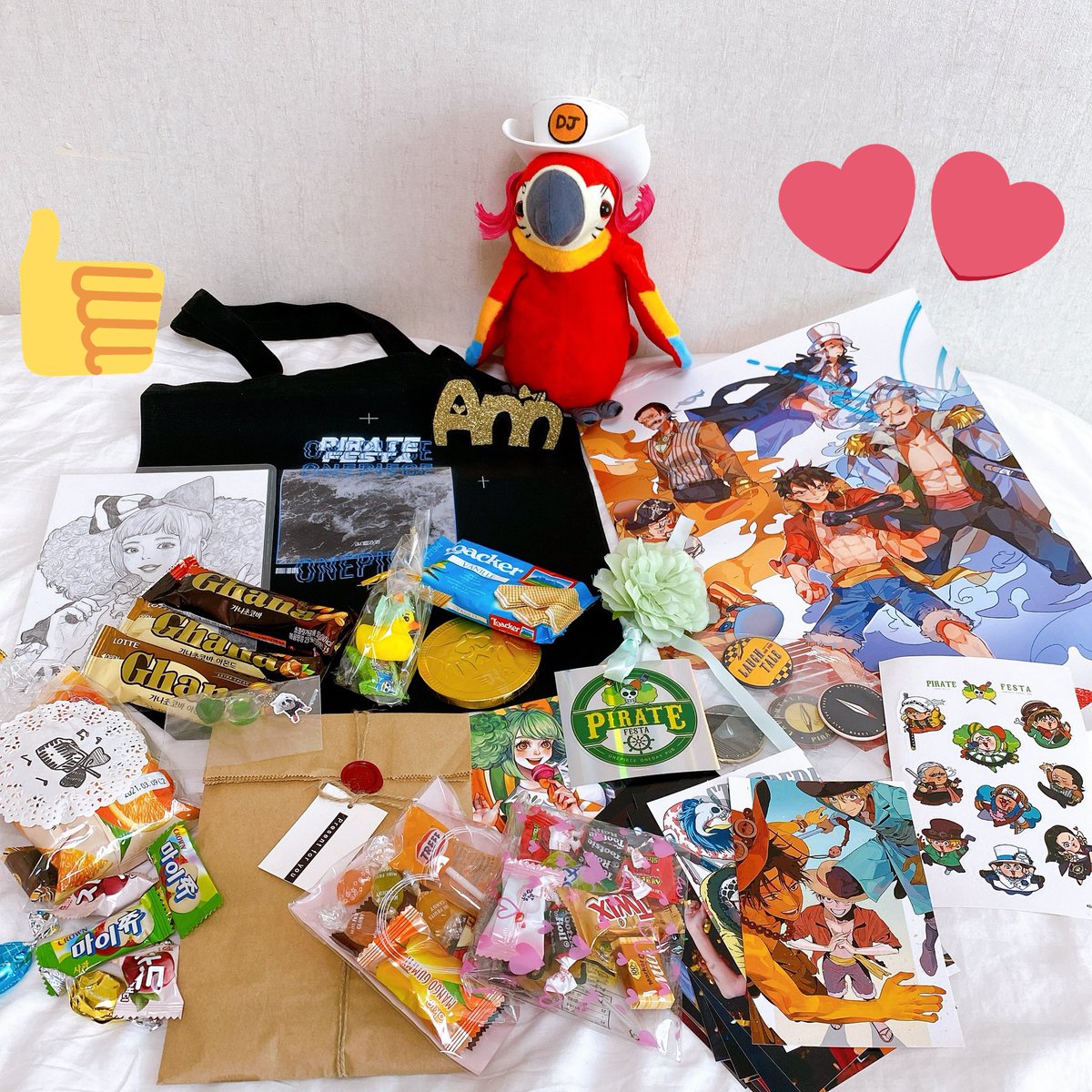 해적페스따 ~~~~! 안쨩을 한 이내입니다🌞 부족한 진행이였지만 다들 즐겨주셨겠죠 ^^.... 그러리라 믿어 의심치 않아요... 주신 선물들 감사합니다 잘먹고 잘쓰겠습니다🙇‍♀️ 일반스탭 코스스탭 모두들 수고하셨어용 !!!!!!! 원피스 짱~~~🏴‍☠️🏴‍☠️