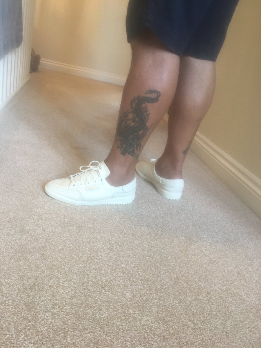 mightybuffalo74's tweet photo. For todayโs viewing pleasure and two big shout outs first to @BarneyBrazil for convincing me to get them, theyโre great and @Neilwright1971 for looking after me๐ @RetroSolesUK @DeadstockUtopia @man_savings @cjgreen27190 @ADIDASHULL @YorksAdiFan @casuallyadidas #Garwen https://t.co/TeKrpihBOv