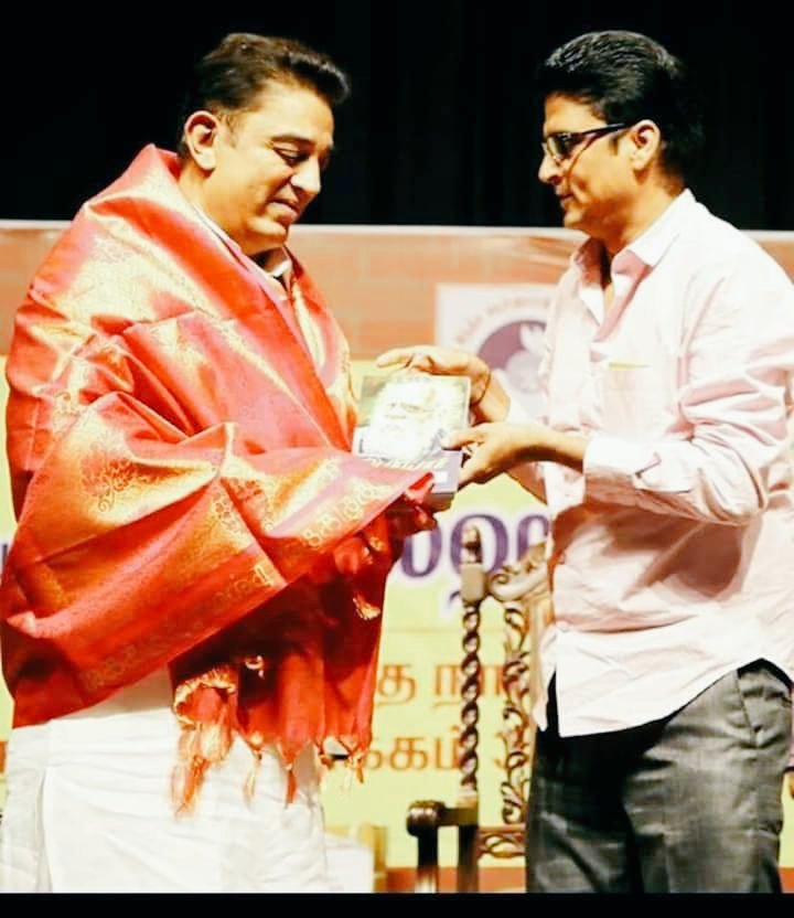 iarvindkamal's tweet photo. Anbe Kamal🙏🙏 https://t.co/Y5eODlWwEb