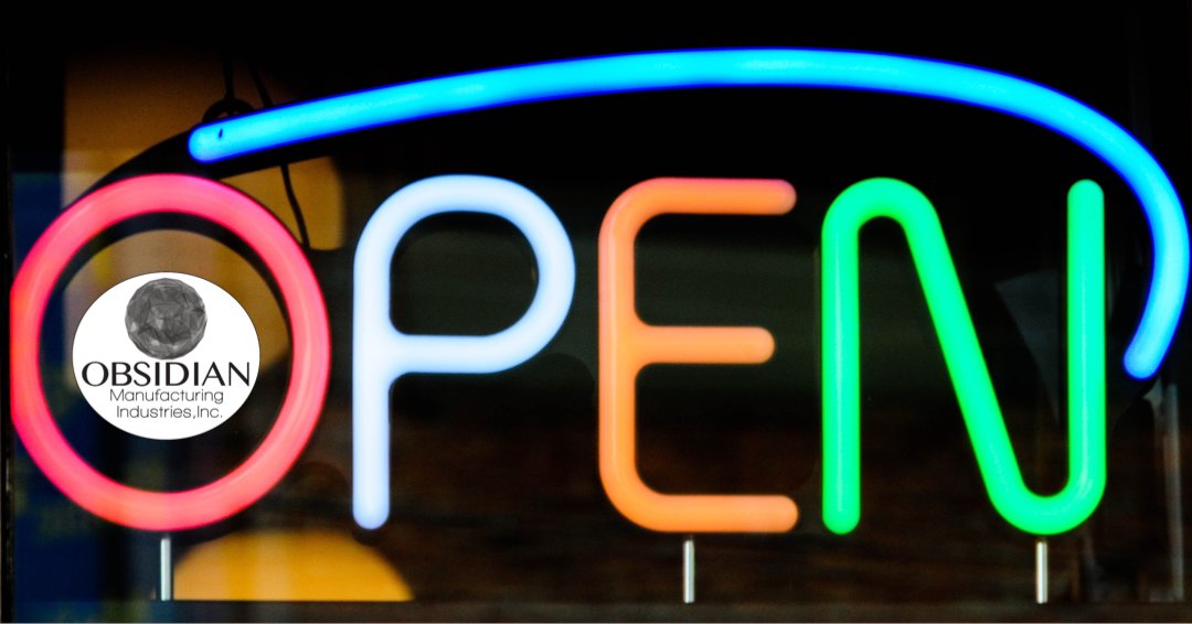 ObsidianMfg's tweet photo. Yep, it’s Monday morning and we’re back at it! 💪🇺🇸 We are essential and open but our lobby is closed to the public and all deliveries and pickups must be scheduled. #TalkLessGrindMore 😉 #ObsidianMFG #RockfordIL #AmericanManufacturing #WOSB #StaySafe https://t.co/uhOOItTpuE